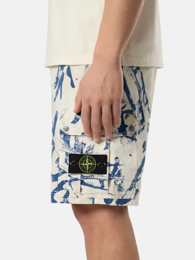Komfortable cargo-bermudashorts med camouflageprint