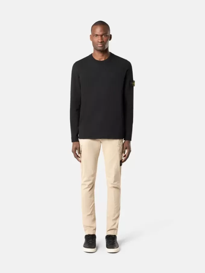 Rullekravesweater med små rullede detaljer