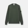 Rundhalset sweater med detaljer i omvendt strik
